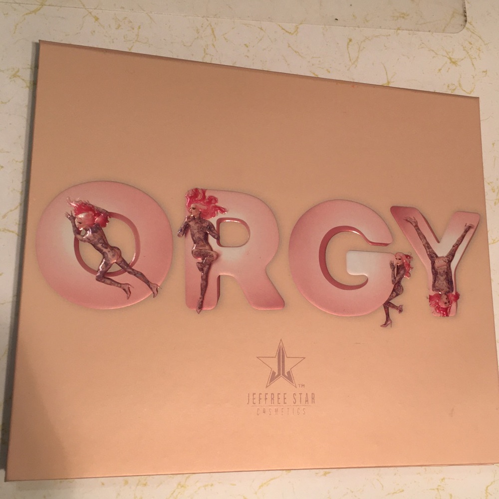 Orgy palette